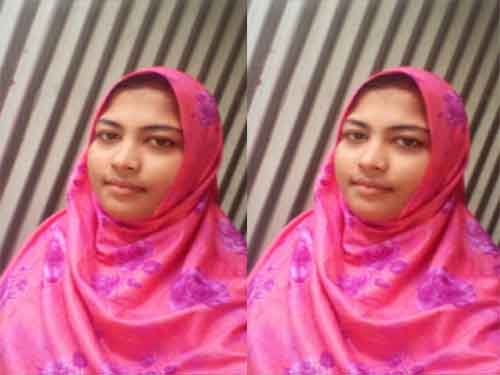 Bangladeshi Village Bhabi Showing