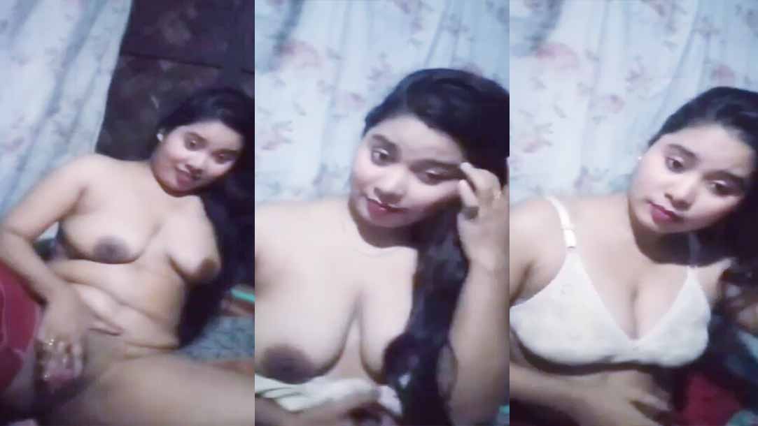 Bangladeshi Beautiful Village Girl Showing 