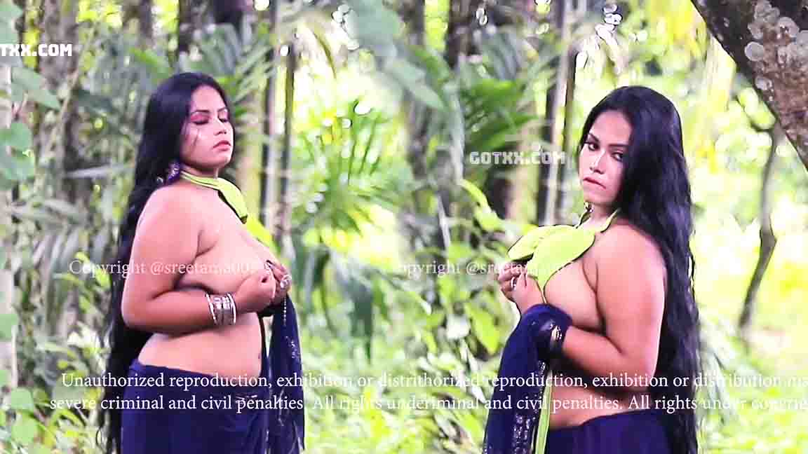 Sreetama Green Blouse Topless Opening She Come Back After A Long Time 