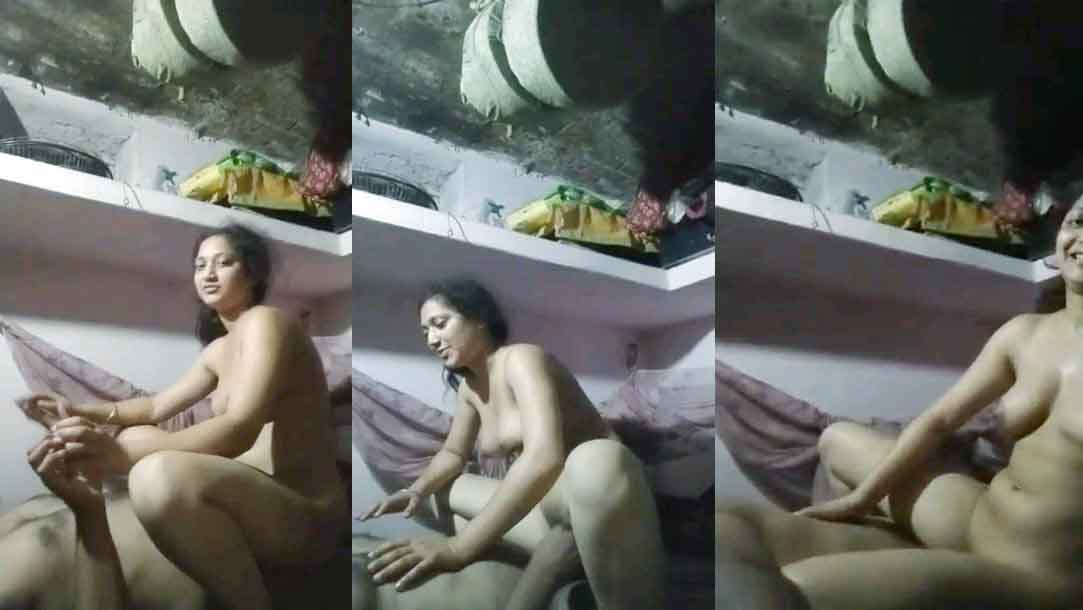 Desi Wife Riding in Midnight Watch Online 