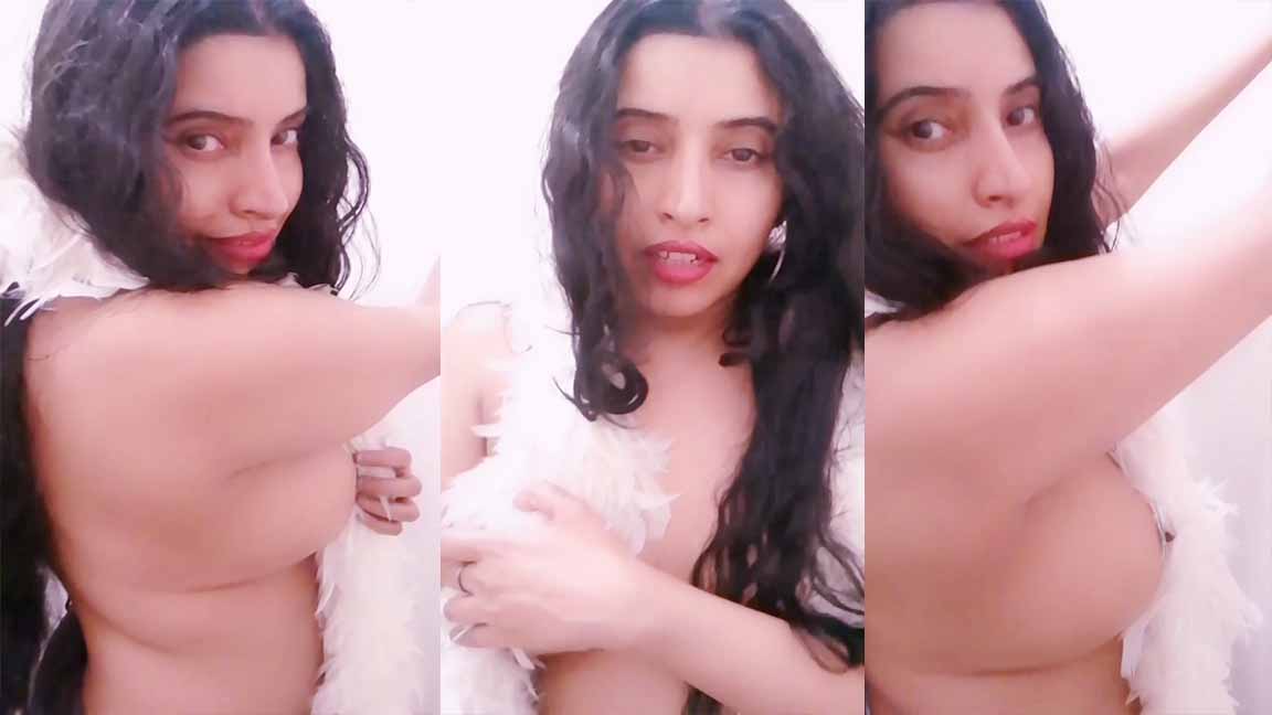 Maushami Uddeshi Nip Visible Braless Live Watch Online 