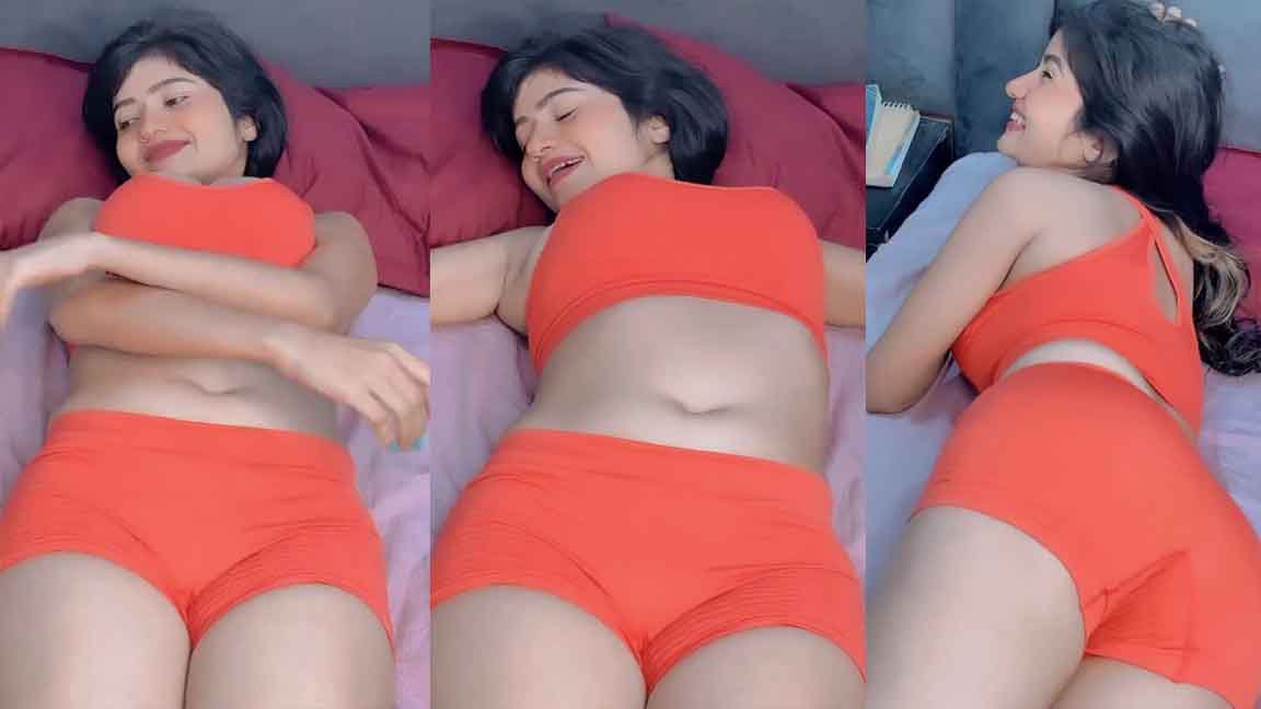 Poonam Kashyap First Time Red Panty And Red Bra Show On Bed Watch Online